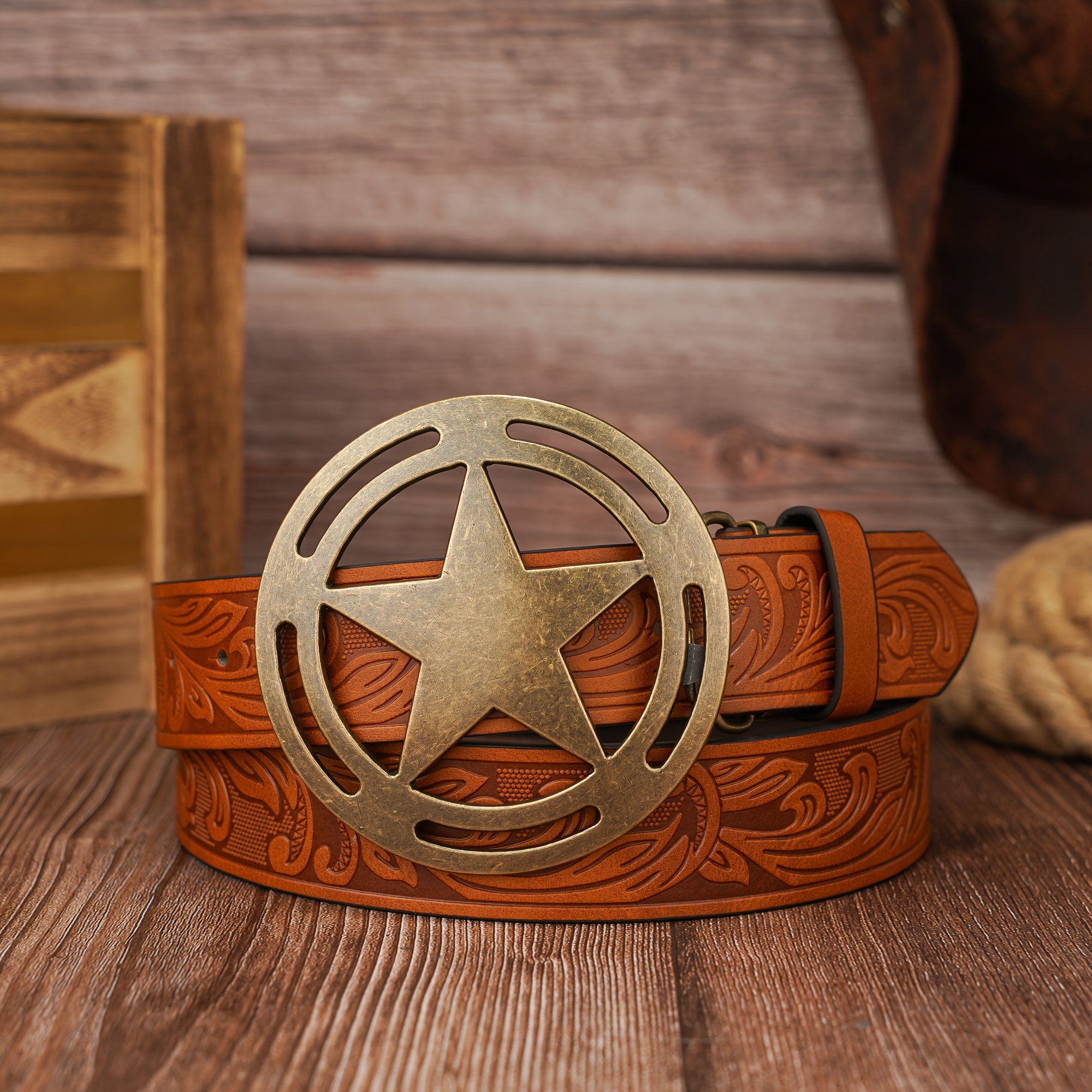 Magic Retro Phoenix Tail Pattern PU Embossed Belt
